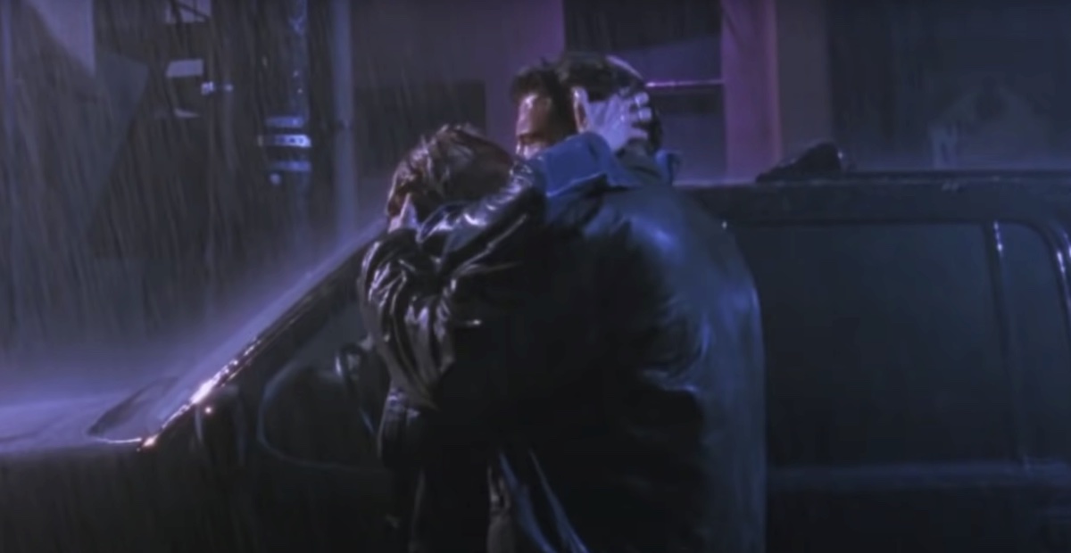 Joey Lauren Adams and Ben Affleck in Chasing Amy