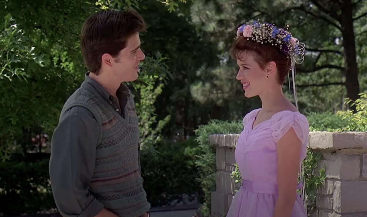 Michael Schoeffling and Molly Ringwald in Sixteen Candles