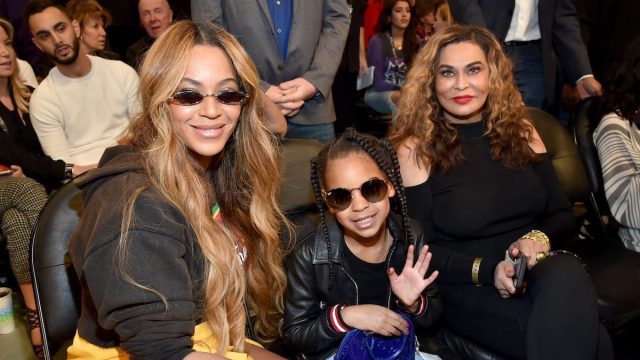 Beyoncé, Blue Ivy Carter, and Tina Knowles at the 2018 NBA All-Star Game