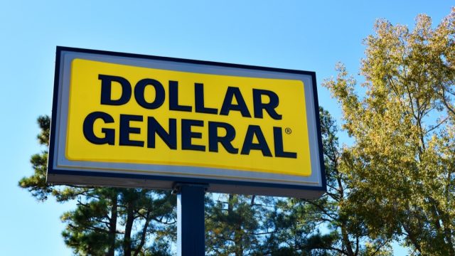 sign for dollar general