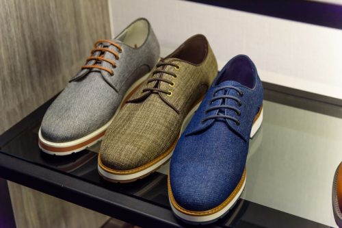 casual derby style shoes in different colors