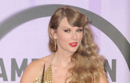 Taylor Swift at the 2022 American Music Awards