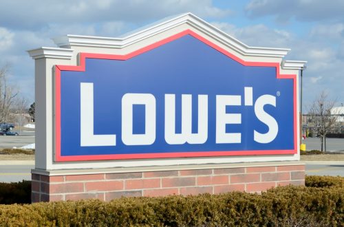 Lowe's Storefront Sign