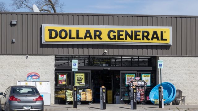 Dollar General Storefront