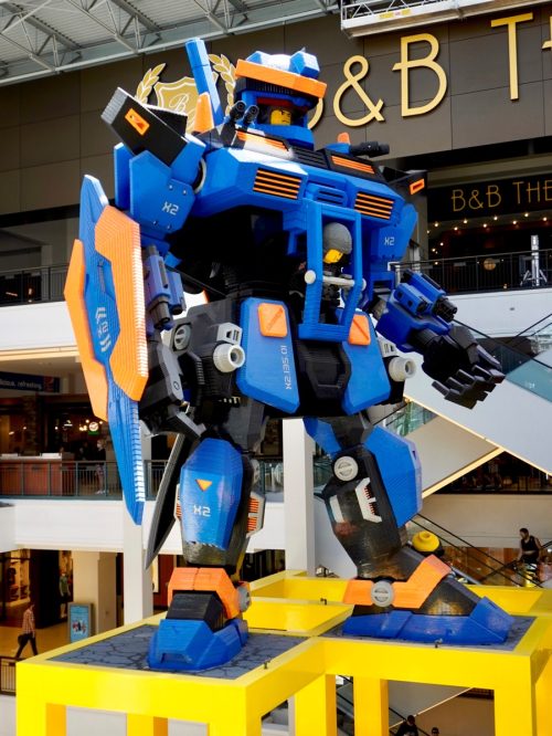 The LEGO Store in Mall of America. L