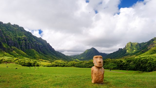 kualoa ranch in honolulu