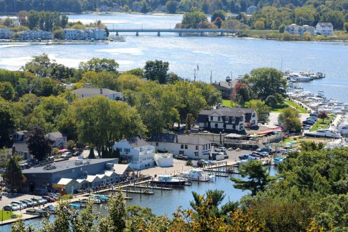 towns of douglas and saugatuck michigan