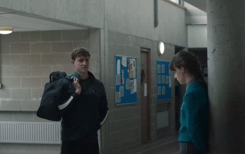 Paul Mescal and Daisy Edgar-Jones in Normal People