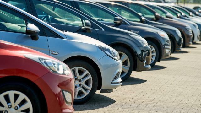 Row,Of,Used,Cars.,Rental,Or,Automobile,Sale,Services