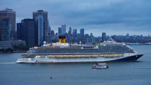 carnival venezia cruise ship in manhattan