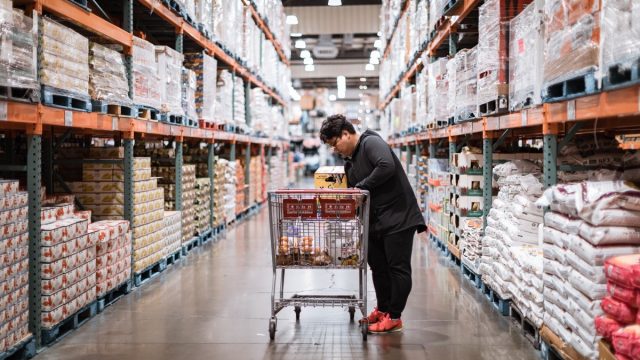 6 Costco Insider Tips to Maximize Your Savings on Bulk Buys