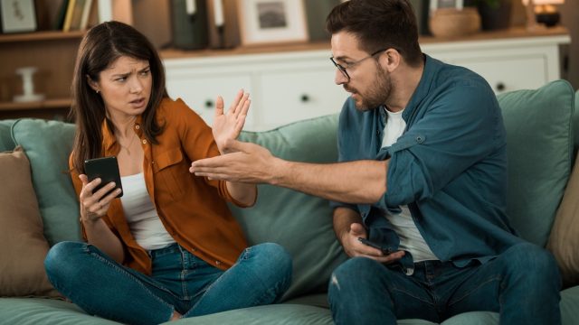 10 Red Flags Your Partner Is Micro-Cheating, According to Relationship Experts
