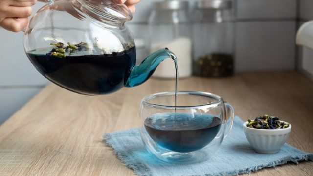 Butterfly Pea Flower: What Is It and How Can This Tea Improve Your Health?
