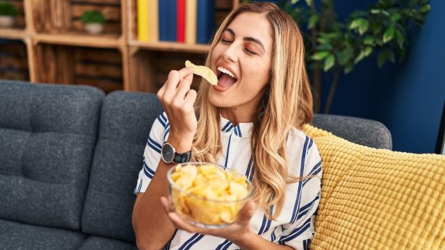 Grocery Expert Says These Are the 6 Healthiest Potato Chips You Can Buy Right Now