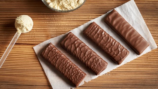 Scientists Just Invented a Protein Bar That Helps You Lose Weight Without Cutting Calories